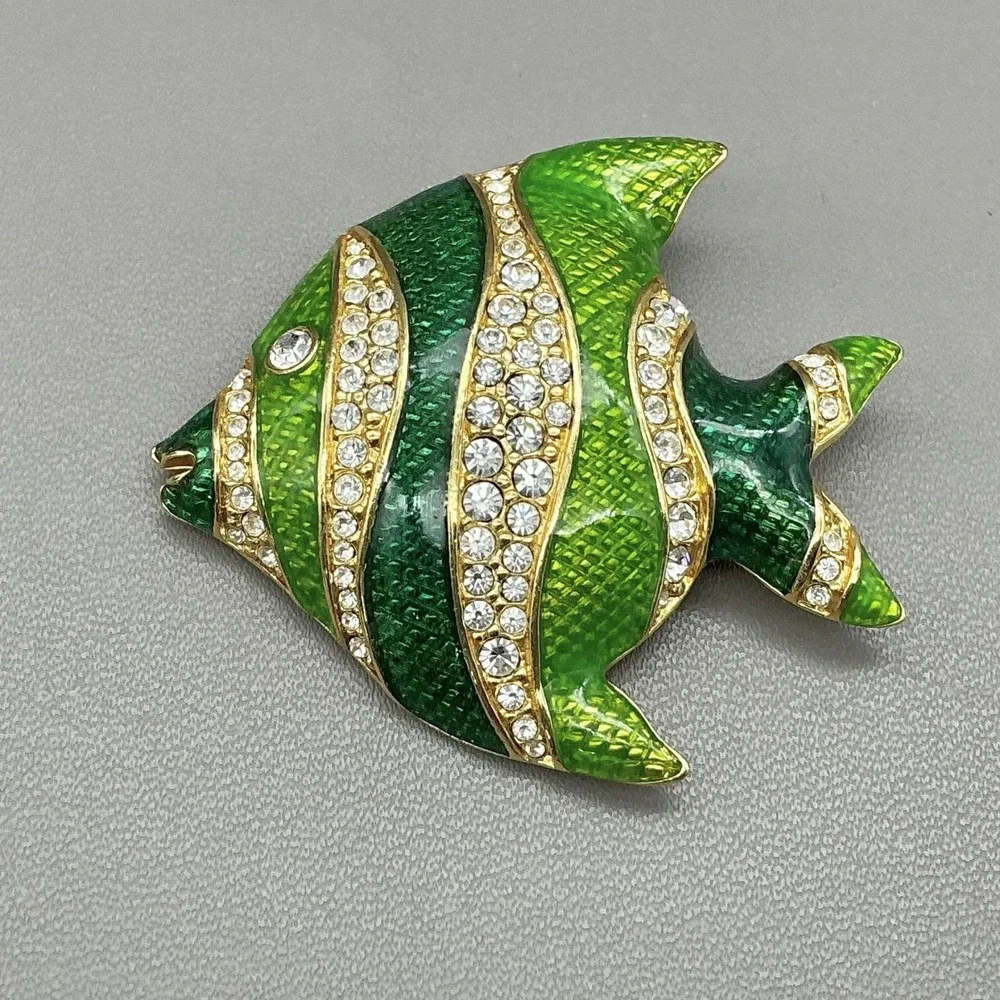 Swarovski‎ Brooch Fish Green Enamel Gold Tone Crystal Rhinestone Sea Life Pin